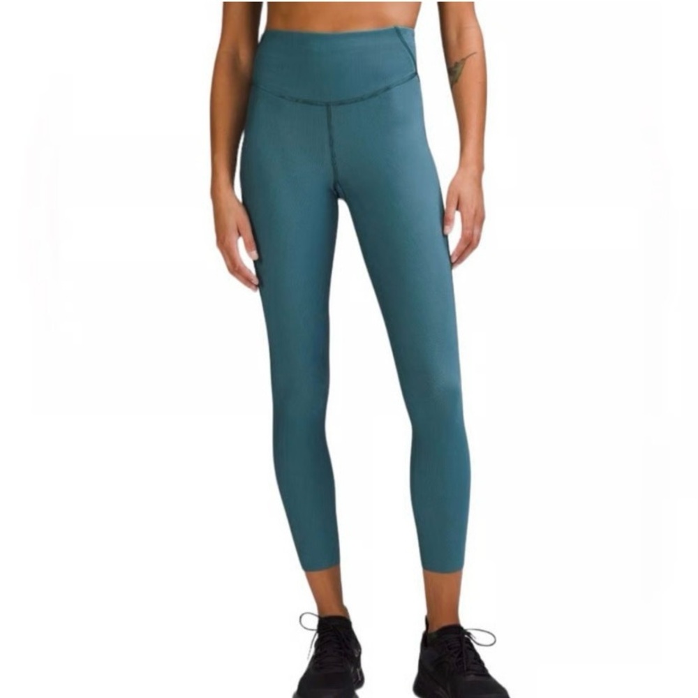 Lululemon Base Pace High Rise Tight 25" Two-Tone Ribbed Green Blue leggings